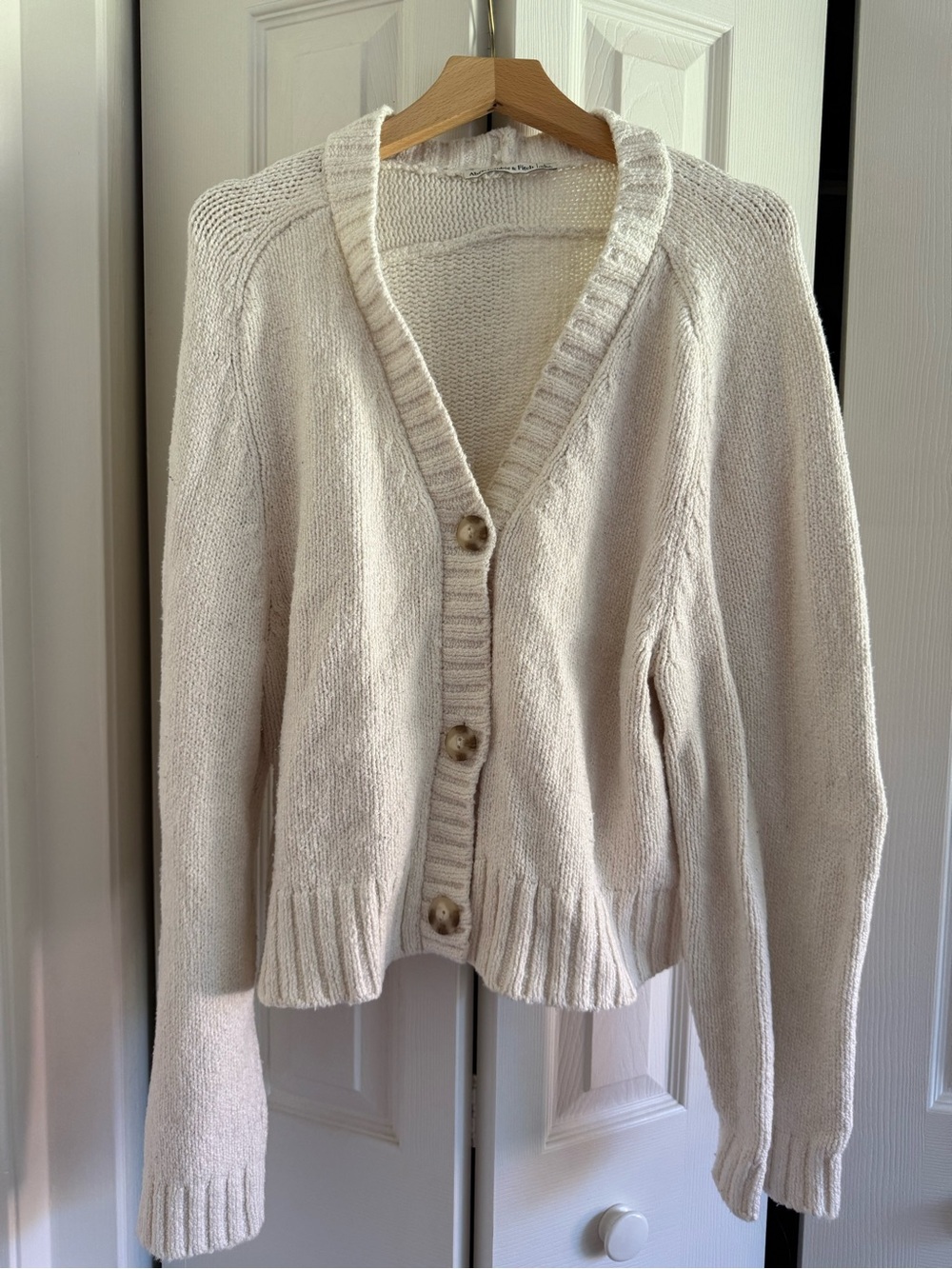 Abercrombie Women’s Cotton Blend Cream Button-Front Cardigan Sweater